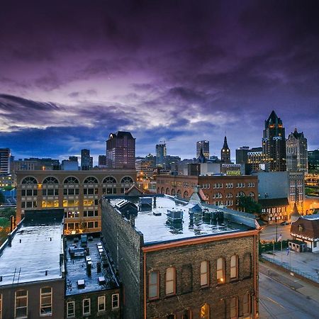 شقة Frontdesk Maxwell Lofts Milwaukee Walker'S Point المظهر الخارجي الصورة